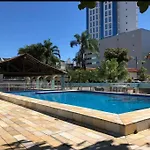 A 600M Da Praia Central E Roda Gigante