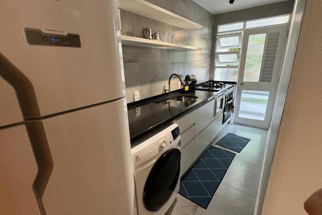 Apartamento A 600m Da E Roda Gigante Balneário Camboriú