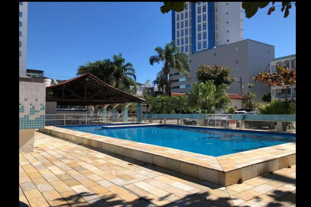 A 600m Da E Roda Gigante * Balneario Camboriu